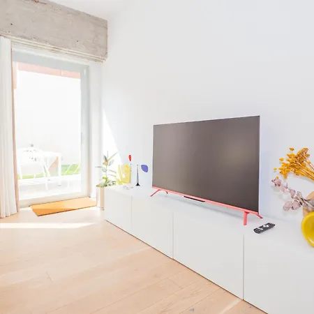 Pi Y Margall Con Parking Gratis By Ybh Lägenhet