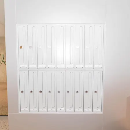 Pi Y Margall Con Parking Gratis By Ybh Lägenhet